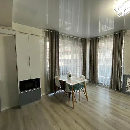 Astoria Sea Lux 23 * 那沃达利