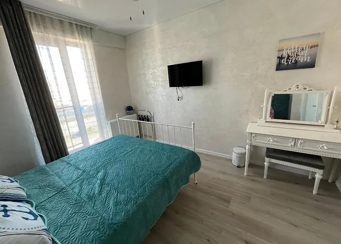 Astoria Sea Lux 23 公寓 *