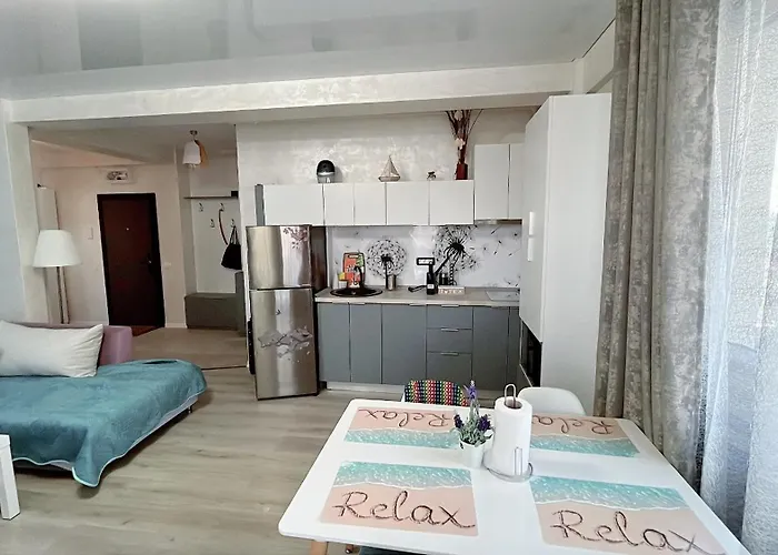 Astoria Sea Lux 23 公寓 那沃达利