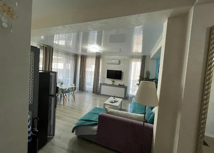 公寓 Astoria Sea Lux 23 *